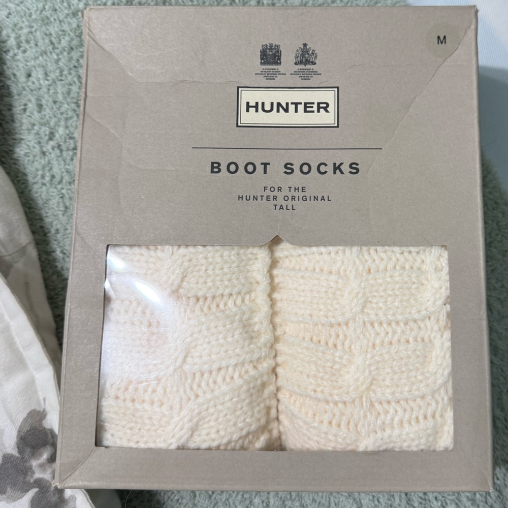 Hunter Ivory Cable Knit Boot Socks
